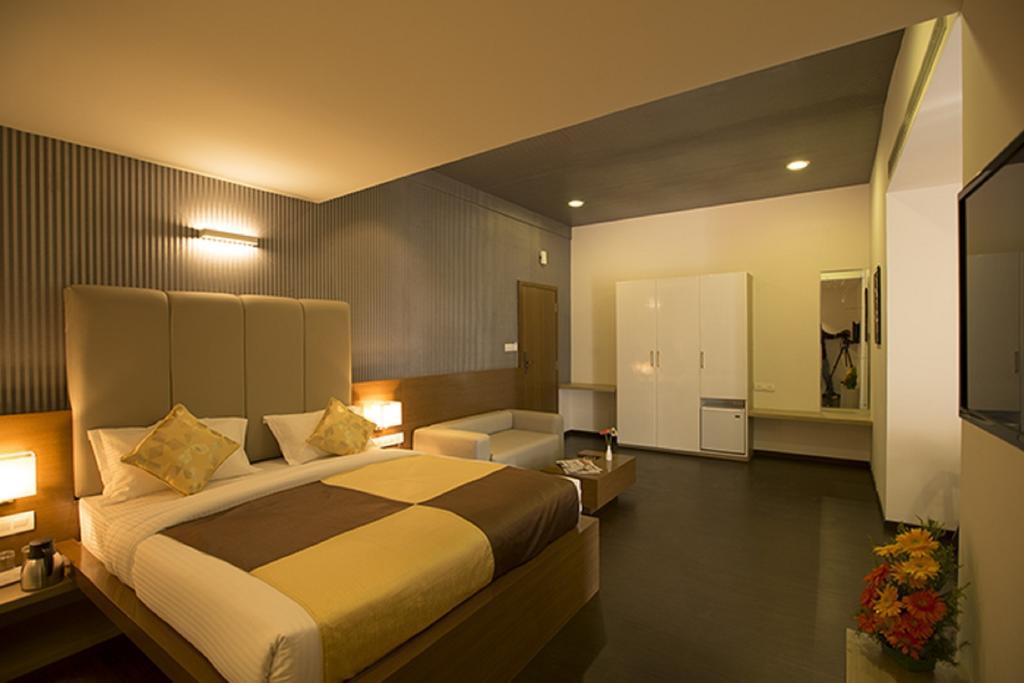 Vinaya Royal Inn Kammasandra Стая снимка