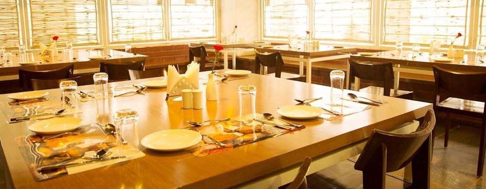 Vinaya Royal Inn Kammasandra Екстериор снимка